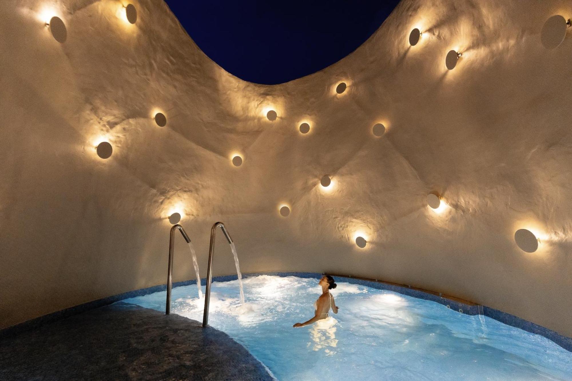 Varana Krabi Hotel Клонг-Муанг-Бич Экстерьер фото
